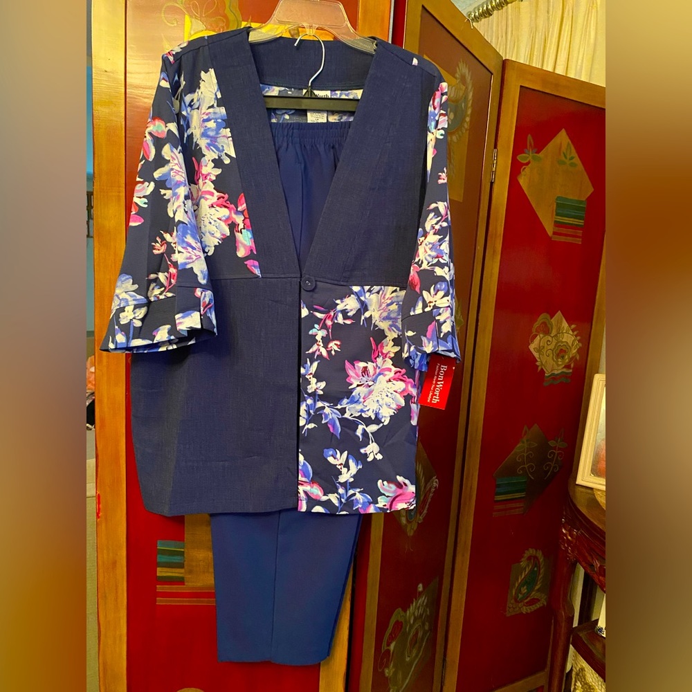Bon Worth 3 piece Navy and Floral color block Suit